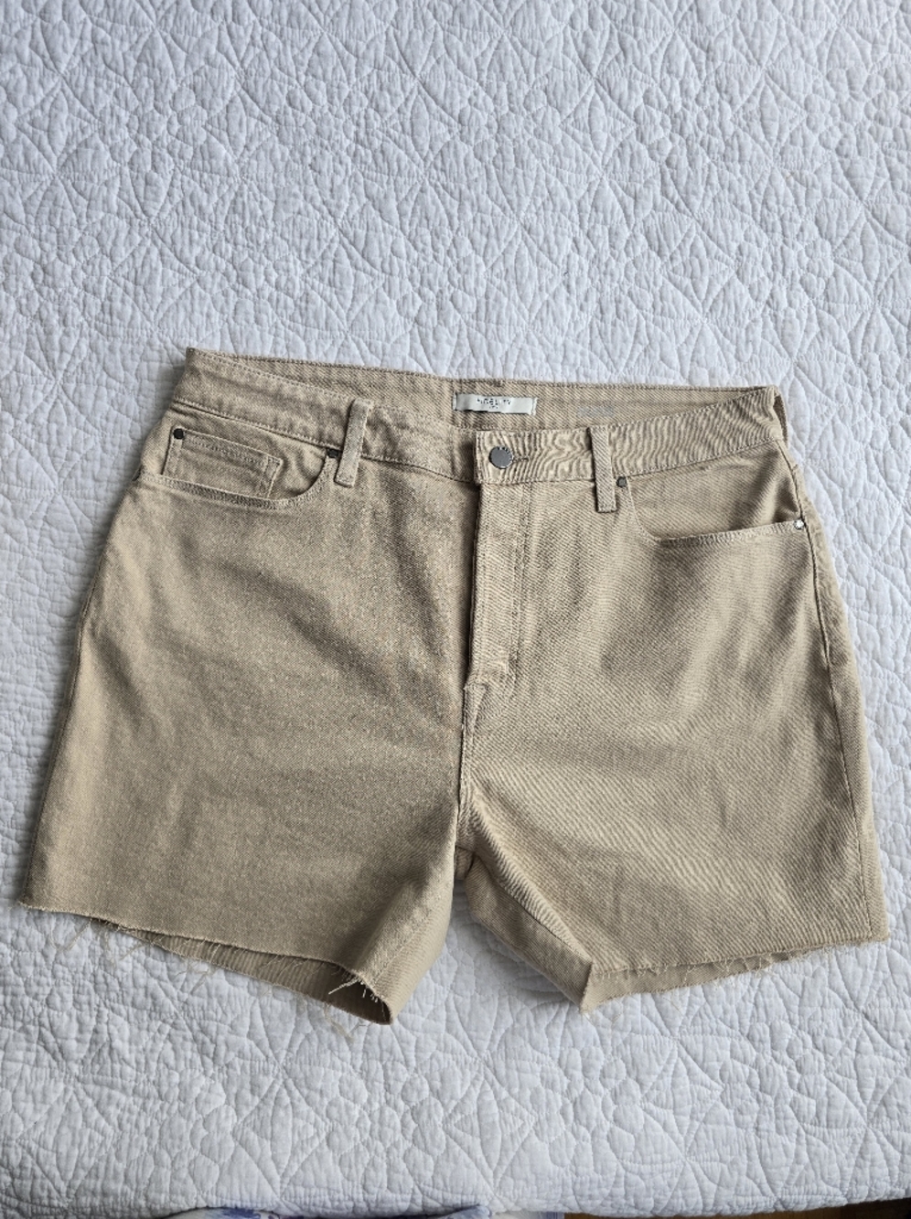 Fidelity Denim JIMI Boyfriend Khaki Tan Shorts 4.5" Size 32 Sand